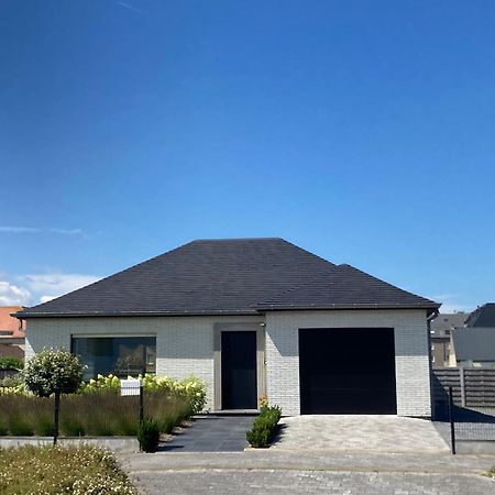 Huswell - Spacious Bungalow With Garden Near The Beach & Sea Middelkerke Buitenkant foto