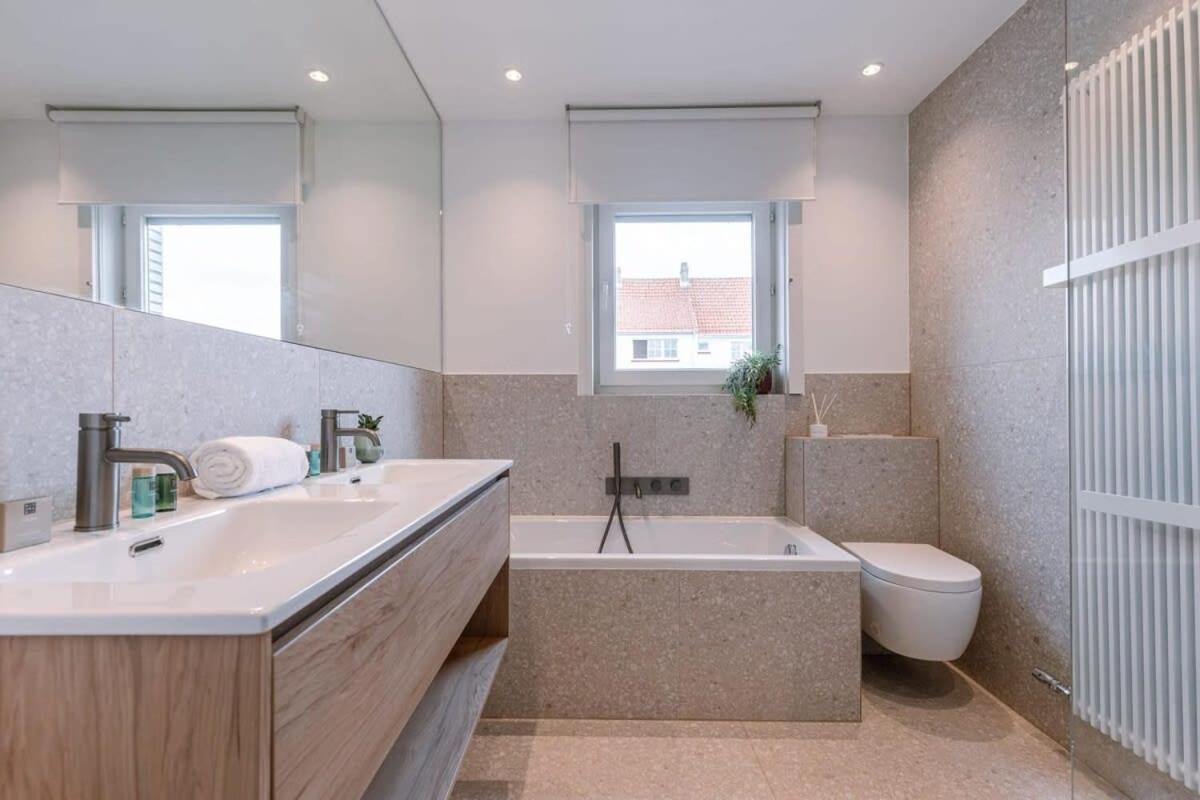 Huswell - Spacious Bungalow With Garden Near The Beach & Sea Middelkerke Buitenkant foto