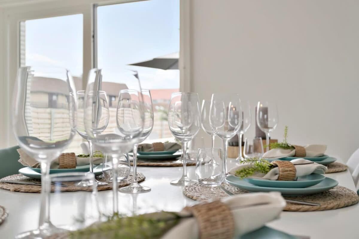 Huswell - Spacious Bungalow With Garden Near The Beach & Sea Middelkerke Buitenkant foto
